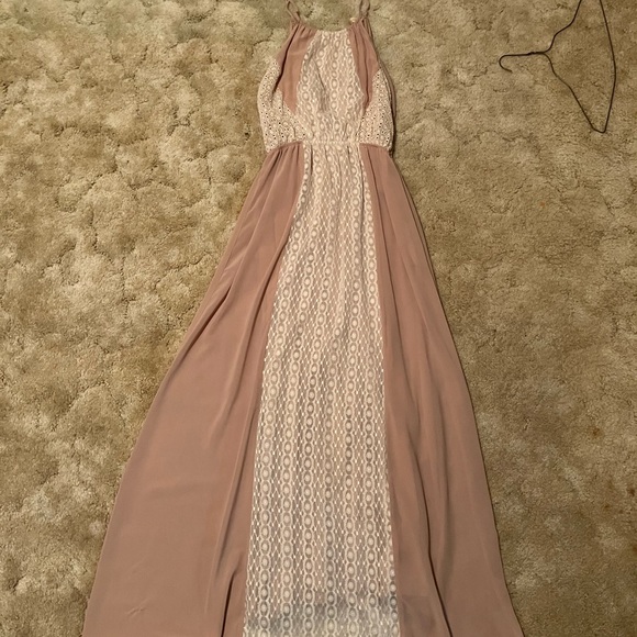 Chic Halter Lace Maxi Dress - Blush - Picture 3 of 3